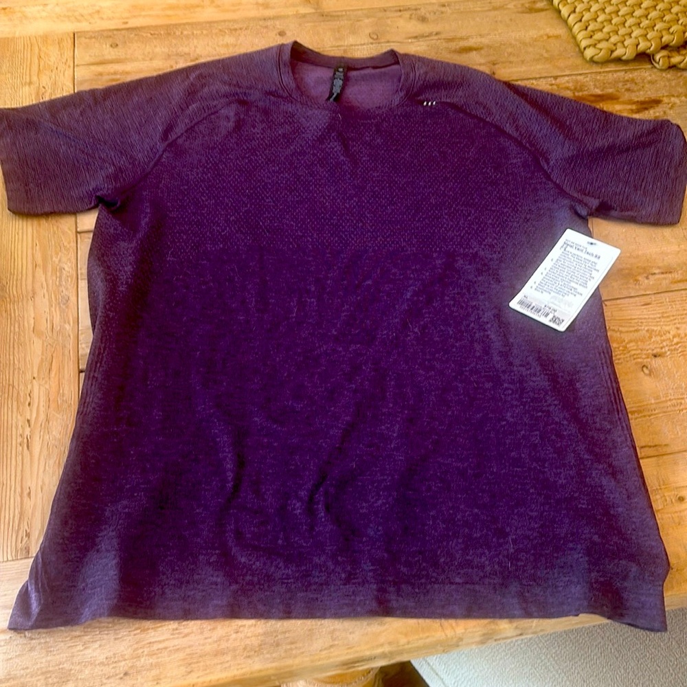 Lululemon XL - Metal Vent Tech 2.0